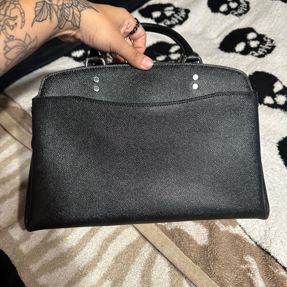 Coach Lillie Carryall - Picture 2 of 5